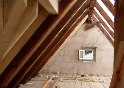 Verstärkung und Ergänzung der Dachstuhl-Konstruktion