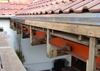 Erneuerung Anschluss-Verblechungen und Dachkasten-Schalung